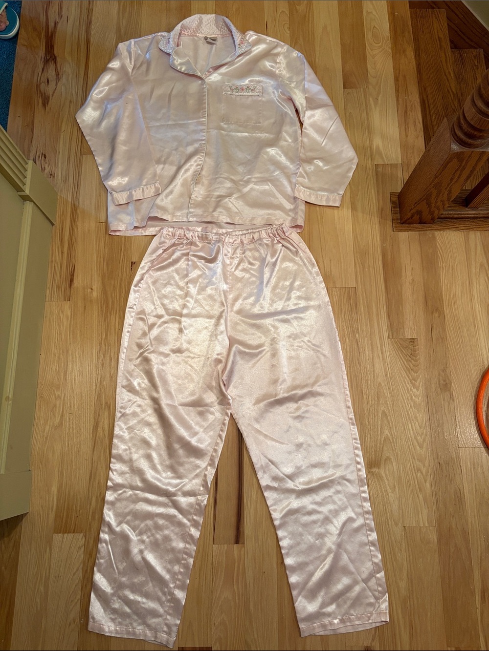 Classic Satin Pajama Set in Light Pink